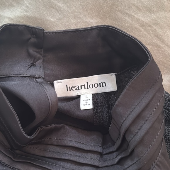 High Leck Lace Blouse - Picture 6 of 6